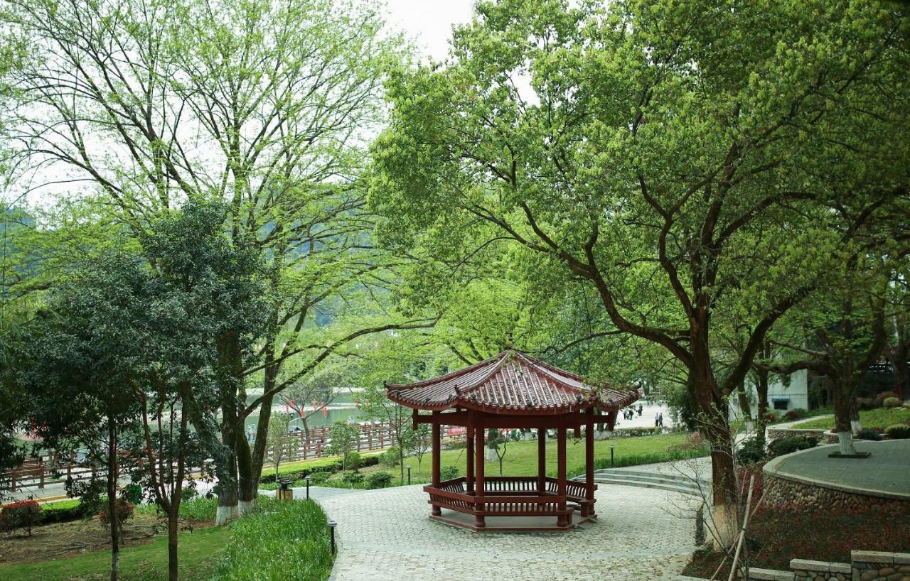 Ancient Street No.5 Youth Chic Hotel Wuyishan  Exteriör bild